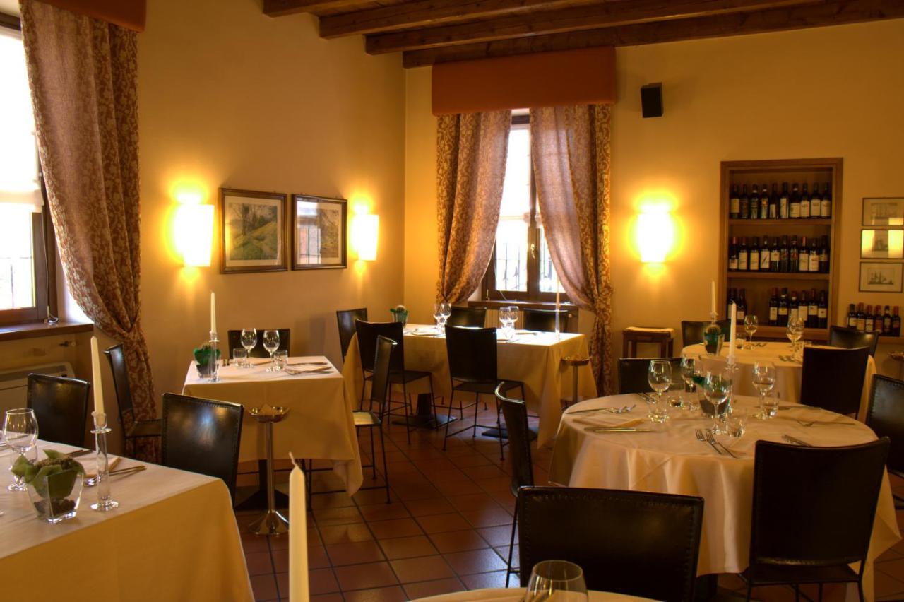 Albergo La Scaletta Cantu Bagian luar foto