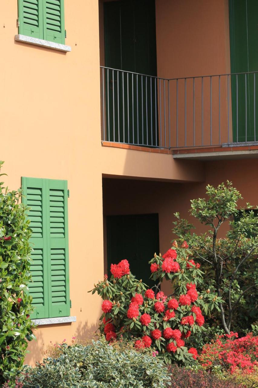 Albergo La Scaletta Cantu Bagian luar foto
